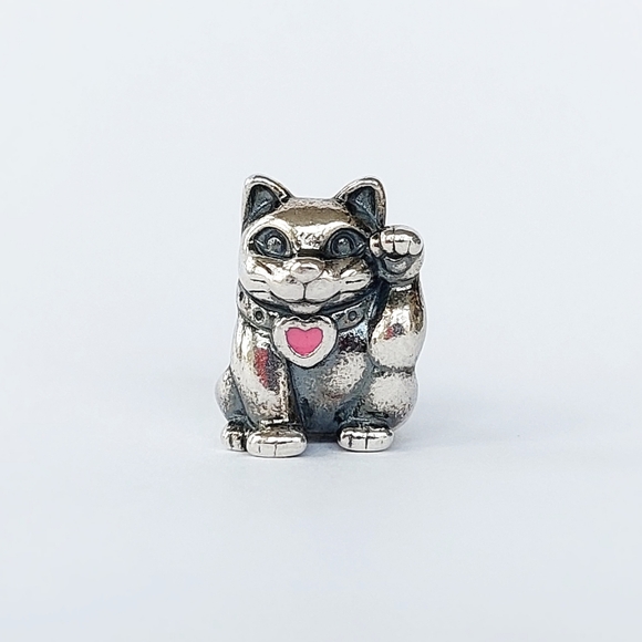 Pandors Sterling Silver Lucky Cat Charm with Pink Enamel Heart - Picture 2 of 6